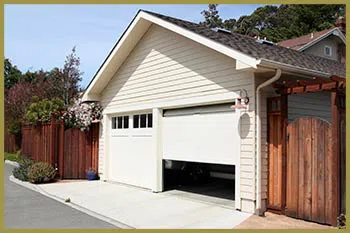 Metro Garage Door Service Berea, OH 440-363-4237 Metro Garage Door Service Berea, OH 440-363-4237 - serv-sid-res-gdr-19m